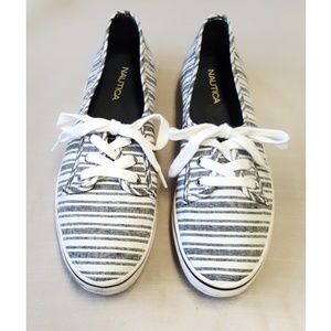 Nautica Wide Stripe Canvas Sneaker